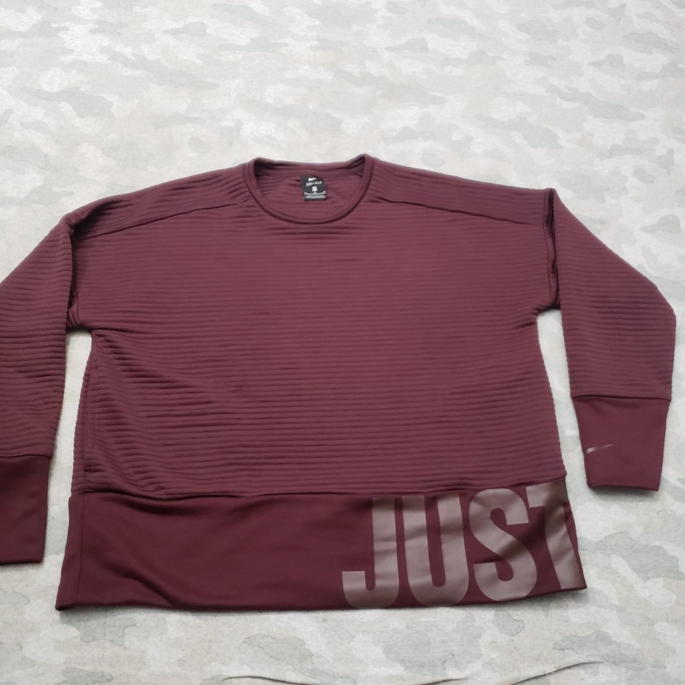 Nike‎ Just Do It Sweatshirt Womens Medium Red Dri-Fit Pullover Ribbed Outdoors